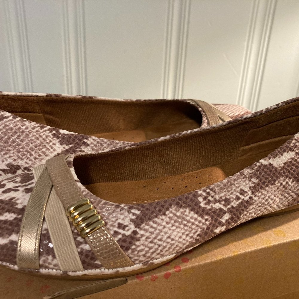 EuroSoft Shaina Sand Snake ballet flat - New in Box